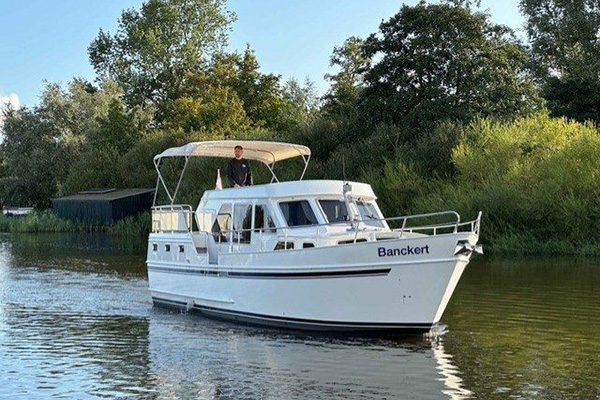 Motorboot Banckert Holland ab Irnsum