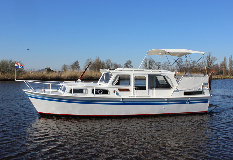 Motorboot Triton Holland ab Irnsum
