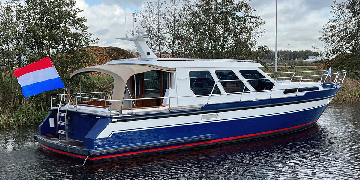 Motorboot Menora Friesland Yachtcharter