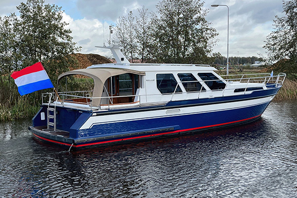 Motorboot Menora Elite Holland ab Irnsum