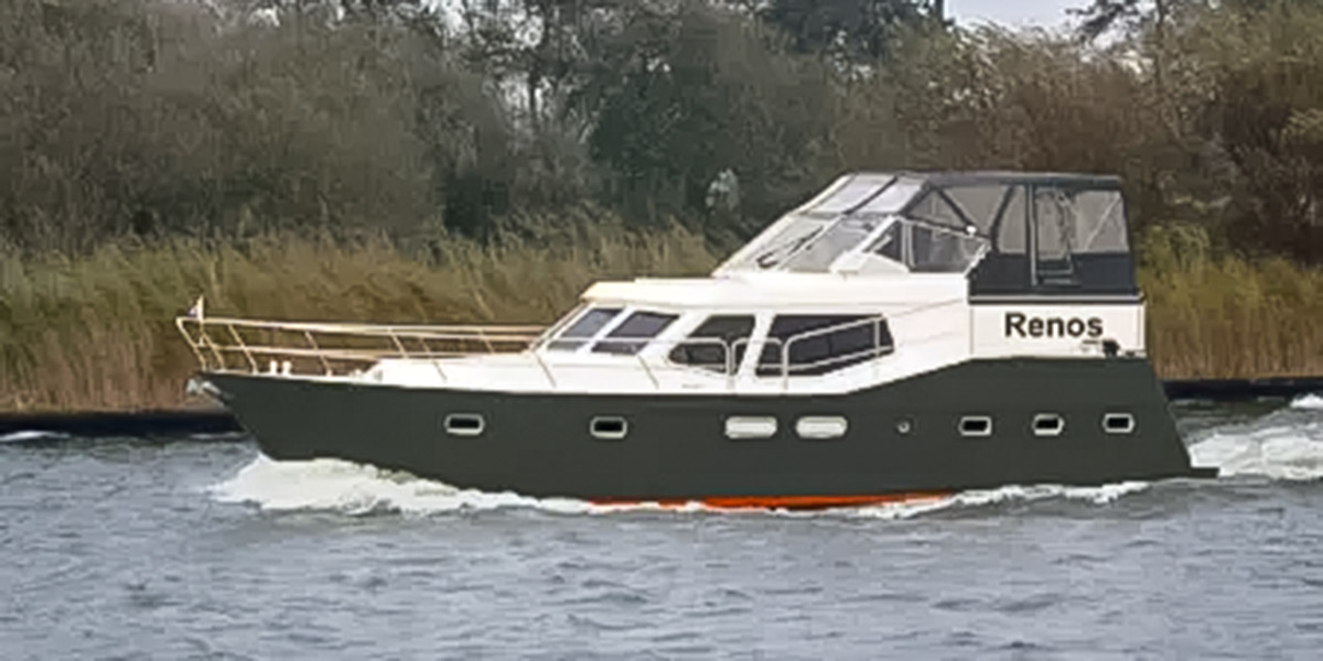 Motorboot Renos Friesland Holland